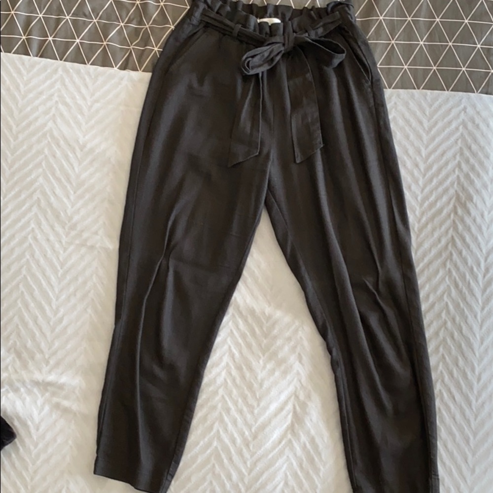 ABOUND crop w/paper bag tie waist